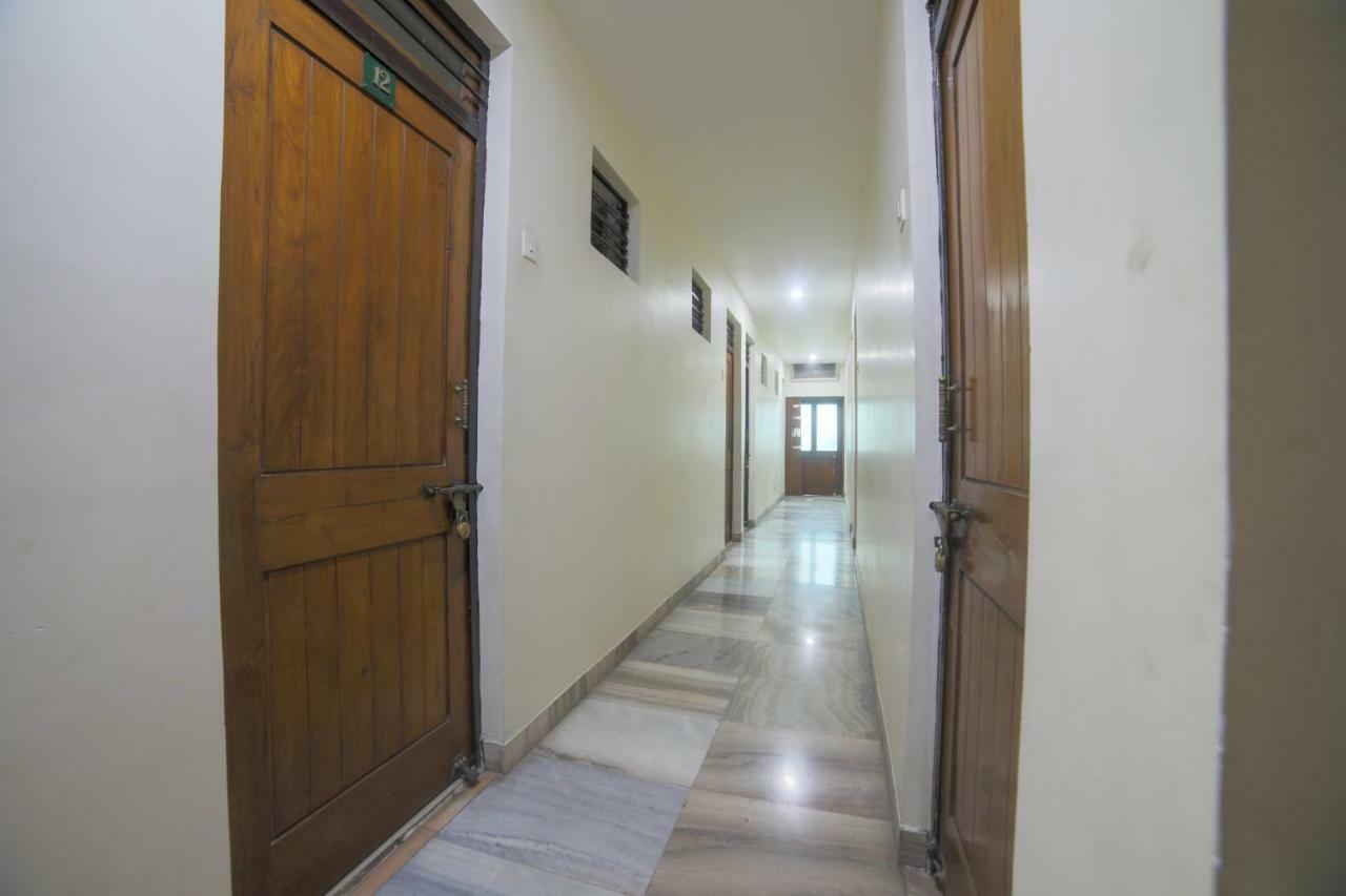 Oyo 46697 Hotel Gopi Nagpur Extérieur photo